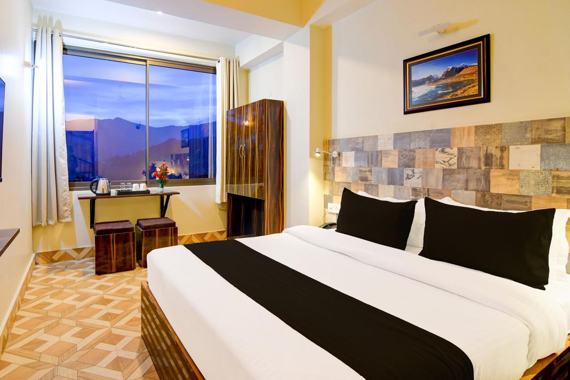 Super Townhouse Downtown Gangtok Otel Dış mekan fotoğraf