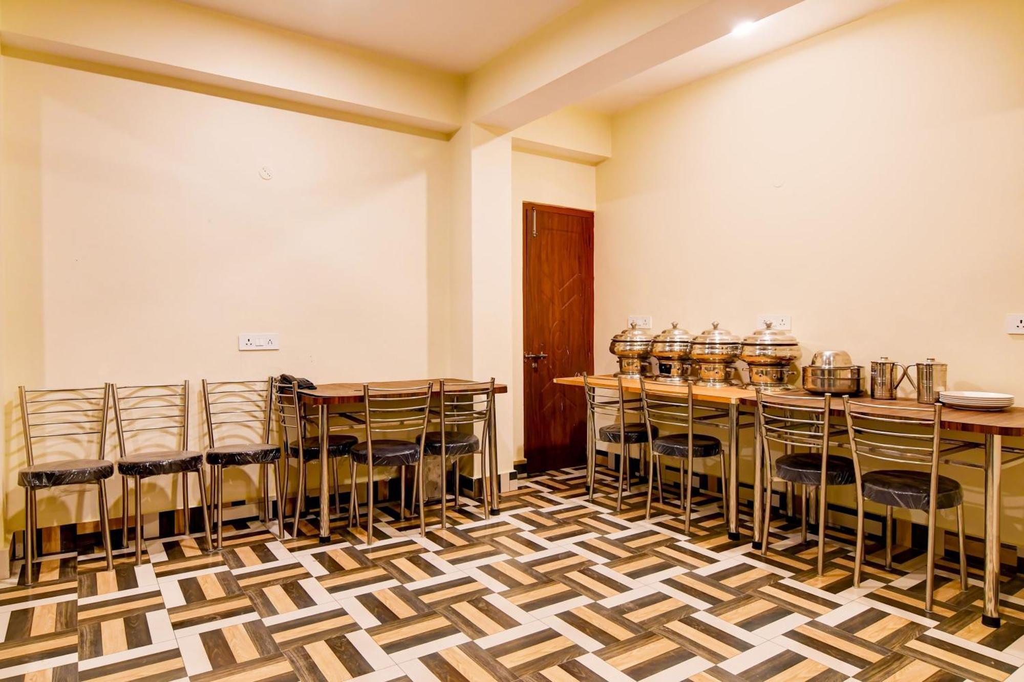 Super Townhouse Downtown Gangtok Otel Dış mekan fotoğraf